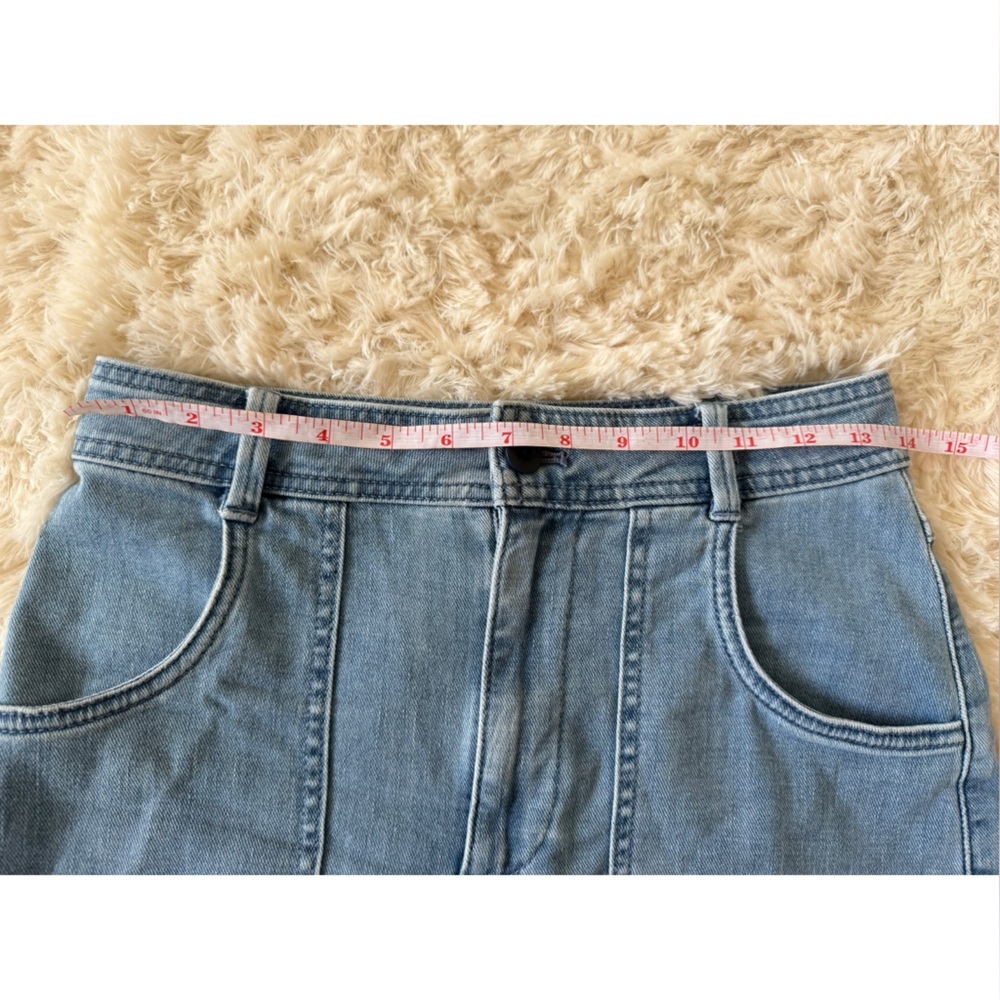 Madewell | High Rise Cuffed Denim Shorts - Picture 3 of 6